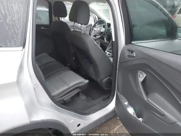 1FMCU9GX6GUC75640 2016 FORD ESCAPE - Image 8