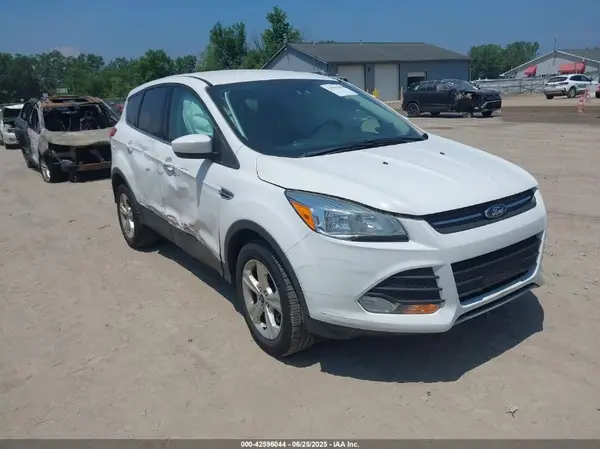 1FMCU9GX6GUC81602 2016 FORD ESCAPE - Image 1