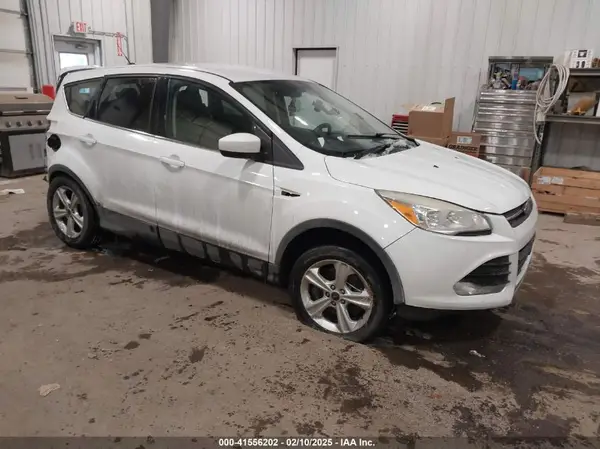 1FMCU9GX7GUA13464 2016 FORD ESCAPE - Image 1