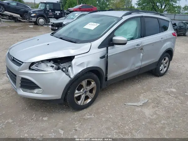1FMCU9GX7GUA30491 2016 FORD ESCAPE - Image 2