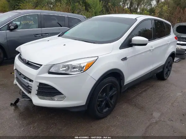1FMCU9GX7GUC81933 2016 FORD ESCAPE - Image 2