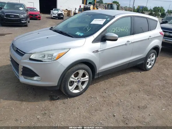 1FMCU9GX8GUA27471 2016 FORD ESCAPE - Image 2