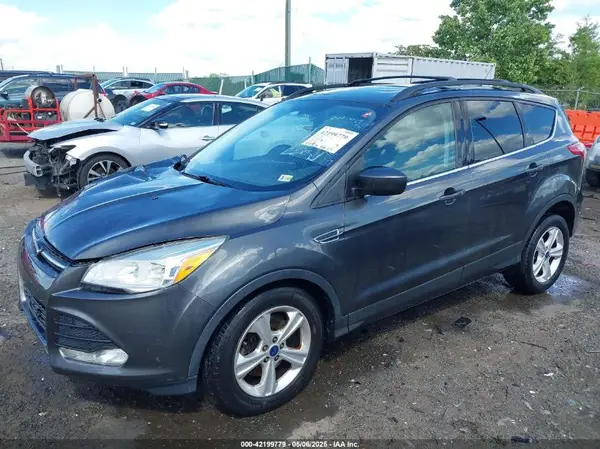 1FMCU9GX8GUA79697 2016 FORD ESCAPE - Image 2