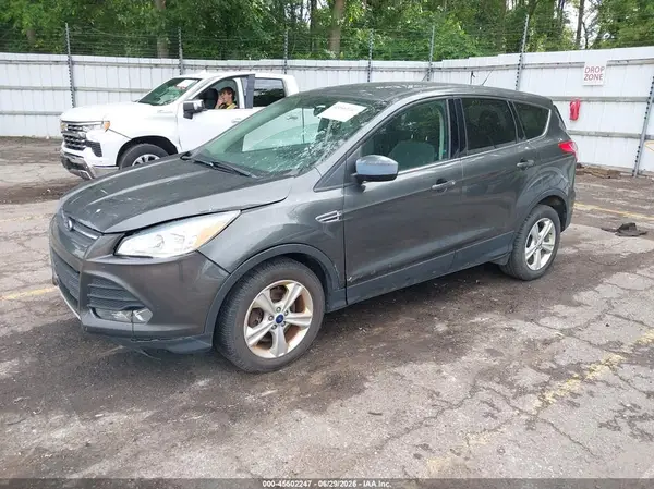 1FMCU9GX8GUB06560 2016 FORD ESCAPE - Image 2