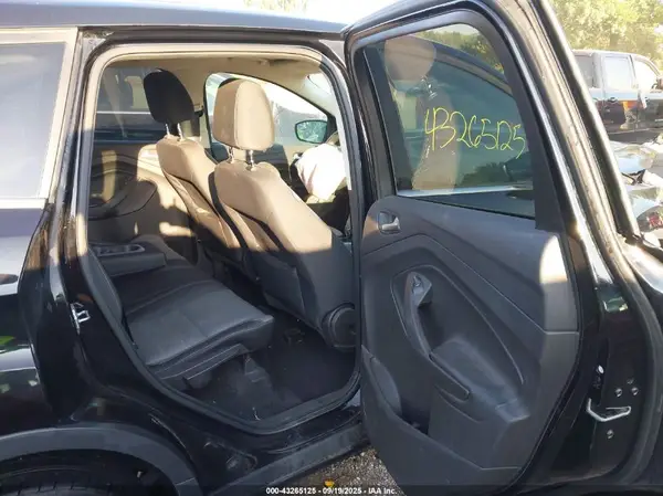 1FMCU9GX8GUB21771 2016 FORD ESCAPE - Image 8