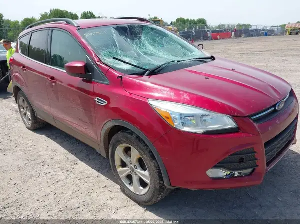 1FMCU9GX8GUB54852 2016 FORD ESCAPE - Image 1