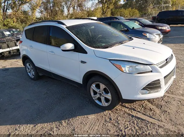 1FMCU9GX8GUC70438 2016 FORD ESCAPE - Image 1