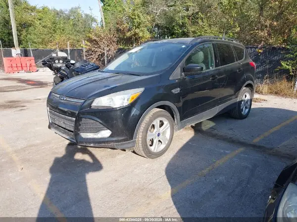1FMCU9GX9GUA20349 2016 FORD ESCAPE - Image 2