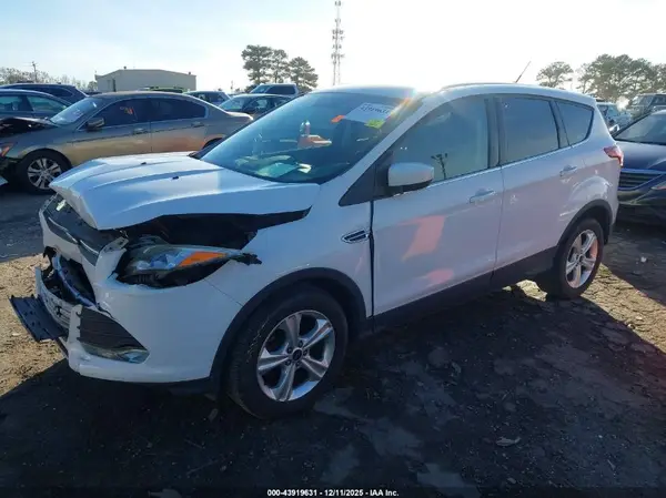 1FMCU9GX9GUA25227 2016 FORD ESCAPE - Image 2