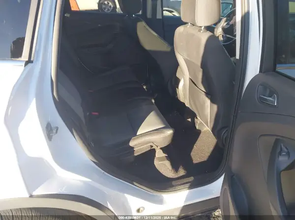 1FMCU9GX9GUA25227 2016 FORD ESCAPE - Image 8