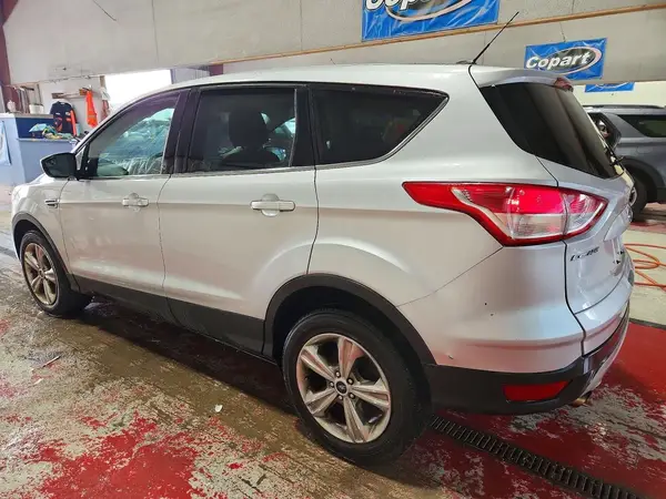 1FMCU9GX9GUA25468 2016 FORD ESCAPE - Image 2