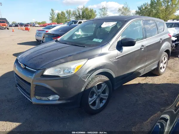 1FMCU9GX9GUA88666 2016 FORD ESCAPE - Image 2
