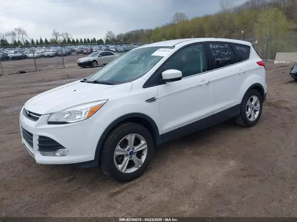 1FMCU9GX9GUB40765 2016 FORD ESCAPE - Image 2
