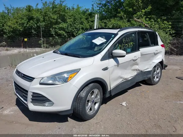1FMCU9GX9GUB68775 2016 FORD ESCAPE - Image 2