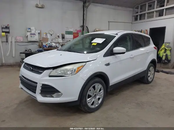 1FMCU9GX9GUC61831 2016 FORD ESCAPE - Image 2