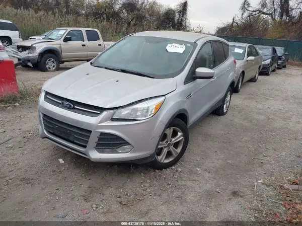 1FMCU9GX9GUC72070 2016 FORD ESCAPE - Image 2