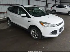 1FMCU9GXXGUA10588 2016 FORD ESCAPE