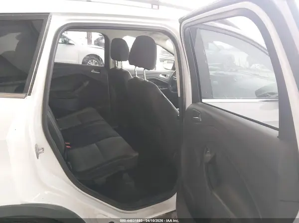 1FMCU9GXXGUA10588 2016 FORD ESCAPE - Image 8