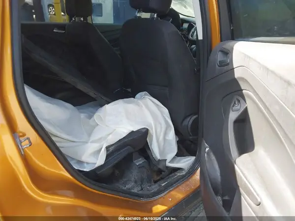 1FMCU9GXXGUA41498 2016 FORD ESCAPE - Image 8