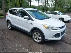 1FMCU9GXXGUA76915 2016 FORD ESCAPE