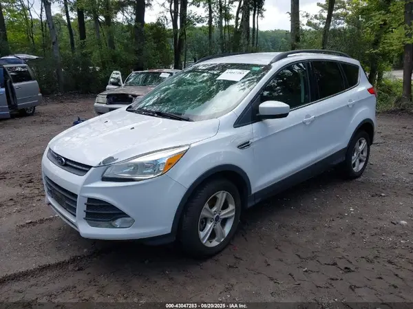 1FMCU9GXXGUA76915 2016 FORD ESCAPE - Image 2