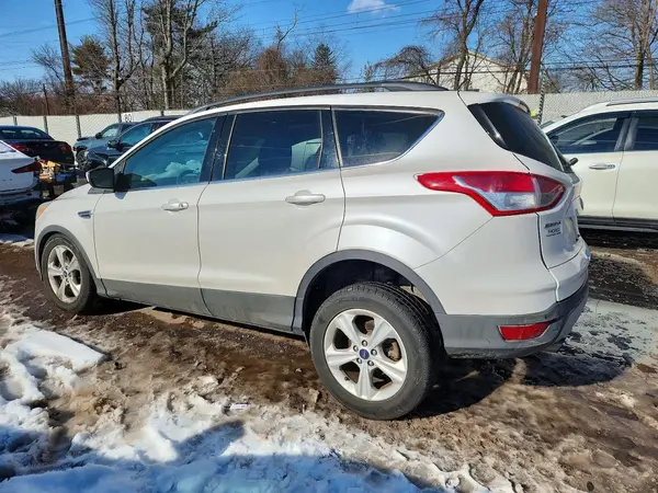 1FMCU9GXXGUB28253 2016 FORD ESCAPE - Image 2