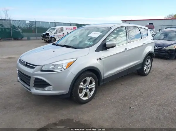 1FMCU9GXXGUB28592 2016 FORD ESCAPE - Image 2