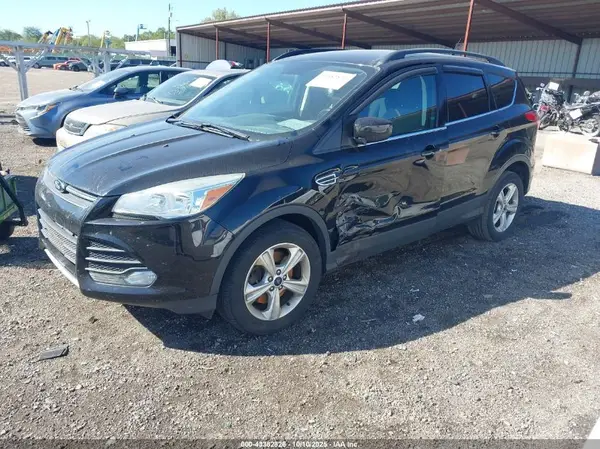1FMCU9GXXGUB33131 2016 FORD ESCAPE - Image 2