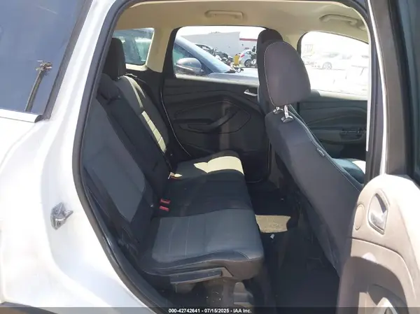 1FMCU9GXXGUB39379 2016 FORD ESCAPE - Image 8
