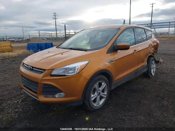 1FMCU9GXXGUC15649 2016 FORD ESCAPE - Image 2