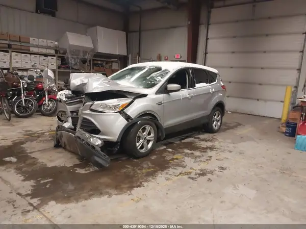 1FMCU9GXXGUC32466 2016 FORD ESCAPE - Image 2