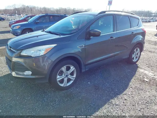 1FMCU9GXXGUC32533 2016 FORD ESCAPE - Image 2