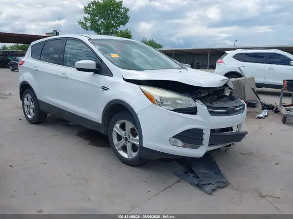 1FMCU9GXXGUC89282 2016 FORD ESCAPE - Image 1