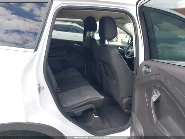 1FMCU9GXXGUC89282 2016 FORD ESCAPE - Image 8