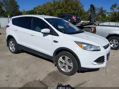1FMCU9GXXGUC90111 2016 FORD ESCAPE