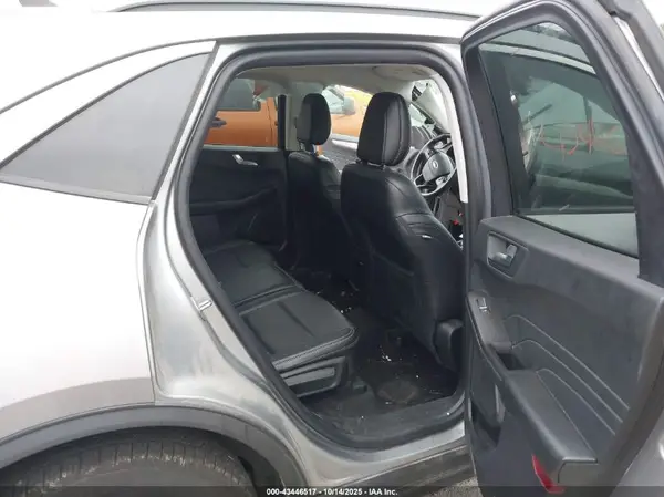 1FMCU9H60MUA64967 2021 FORD ESCAPE - Image 8