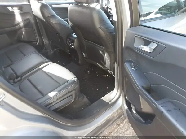 1FMCU9H60NUA40086 2022 FORD ESCAPE - Image 8