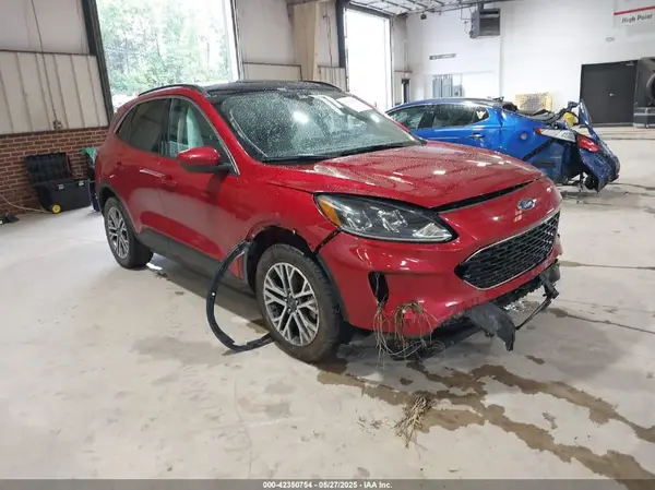 1FMCU9H61LUC23302 2020 FORD ESCAPE - Image 1