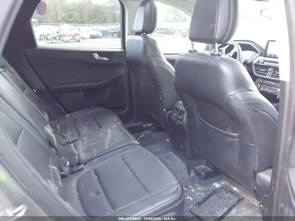 1FMCU9H61MUA20928 2021 FORD ESCAPE - Image 8