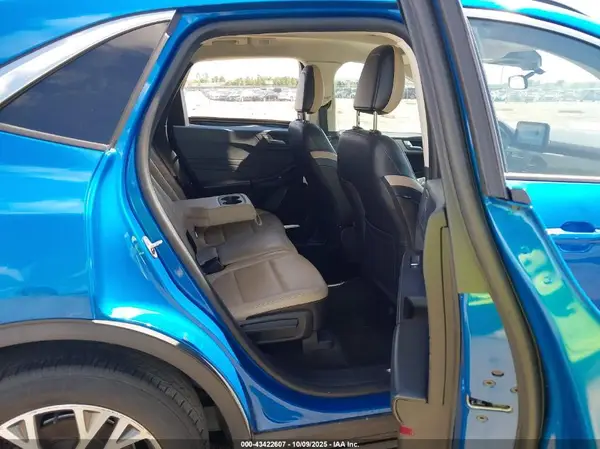 1FMCU9H61MUA61379 2021 FORD ESCAPE - Image 8
