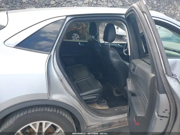 1FMCU9H61NUA70391 2022 FORD ESCAPE - Image 8