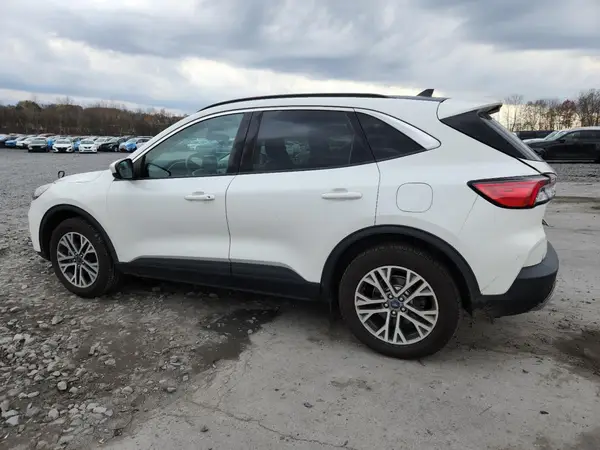 1FMCU9H61NUB14549 2022 FORD ESCAPE - Image 2