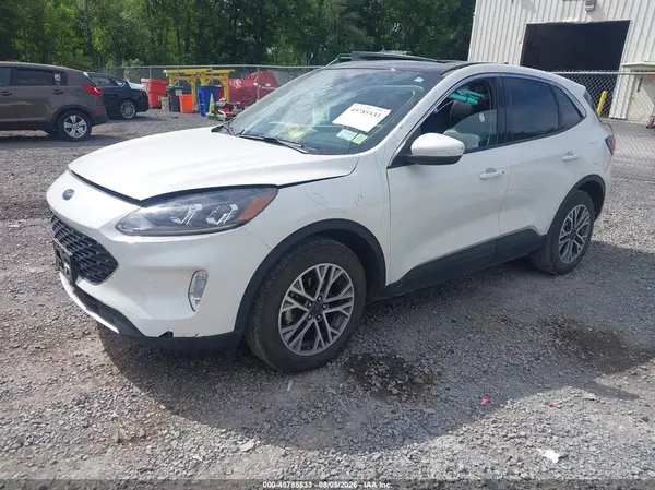 1FMCU9H61NUB90918 2022 FORD ESCAPE - Image 2