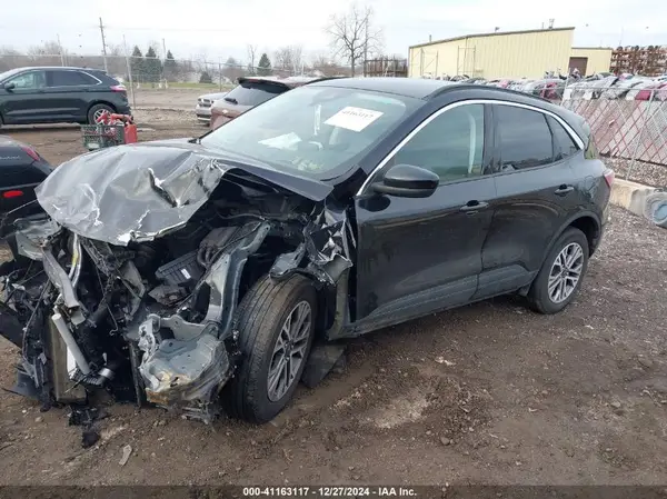 1FMCU9H61NUB92636 2022 FORD ESCAPE - Image 2