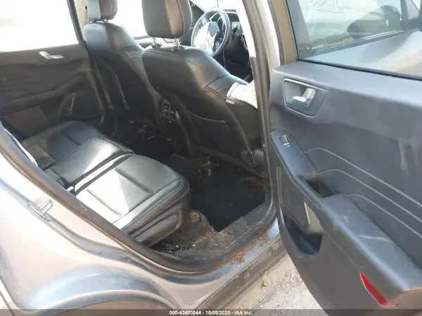 1FMCU9H62NUA95963 2022 FORD ESCAPE - Image 8