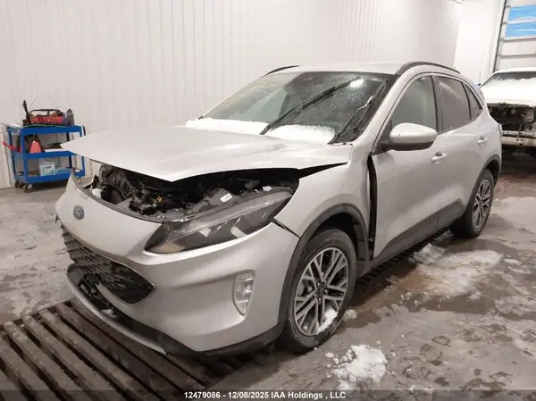 1FMCU9H63LUB26957 2020 FORD ESCAPE - Image 2