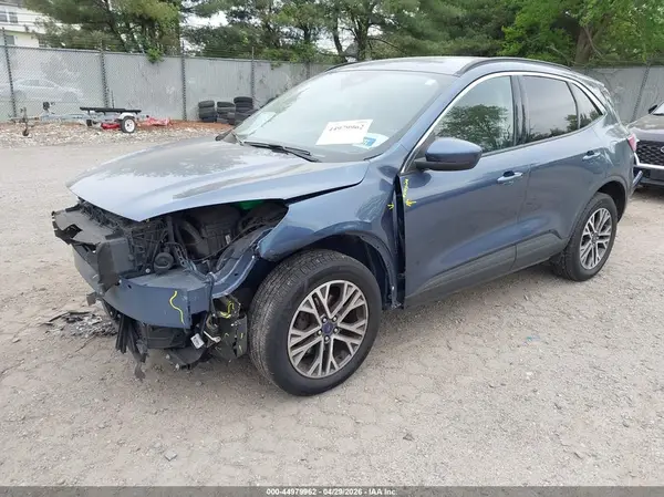 1FMCU9H63LUC73148 2020 FORD ESCAPE - Image 2