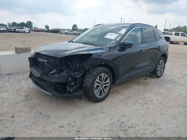 1FMCU9H63MUB04376 2021 FORD ESCAPE - Image 2