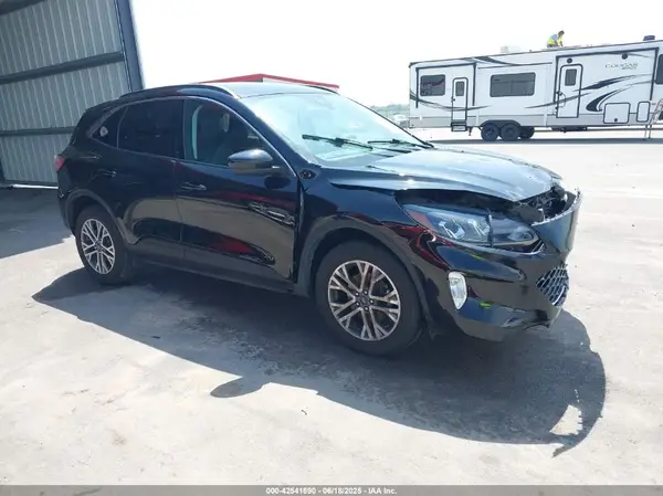 1FMCU9H63MUB10212 2021 FORD ESCAPE - Image 1