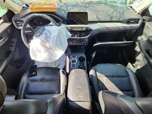 1FMCU9H63MUB14230 2021 FORD ESCAPE - Image 8